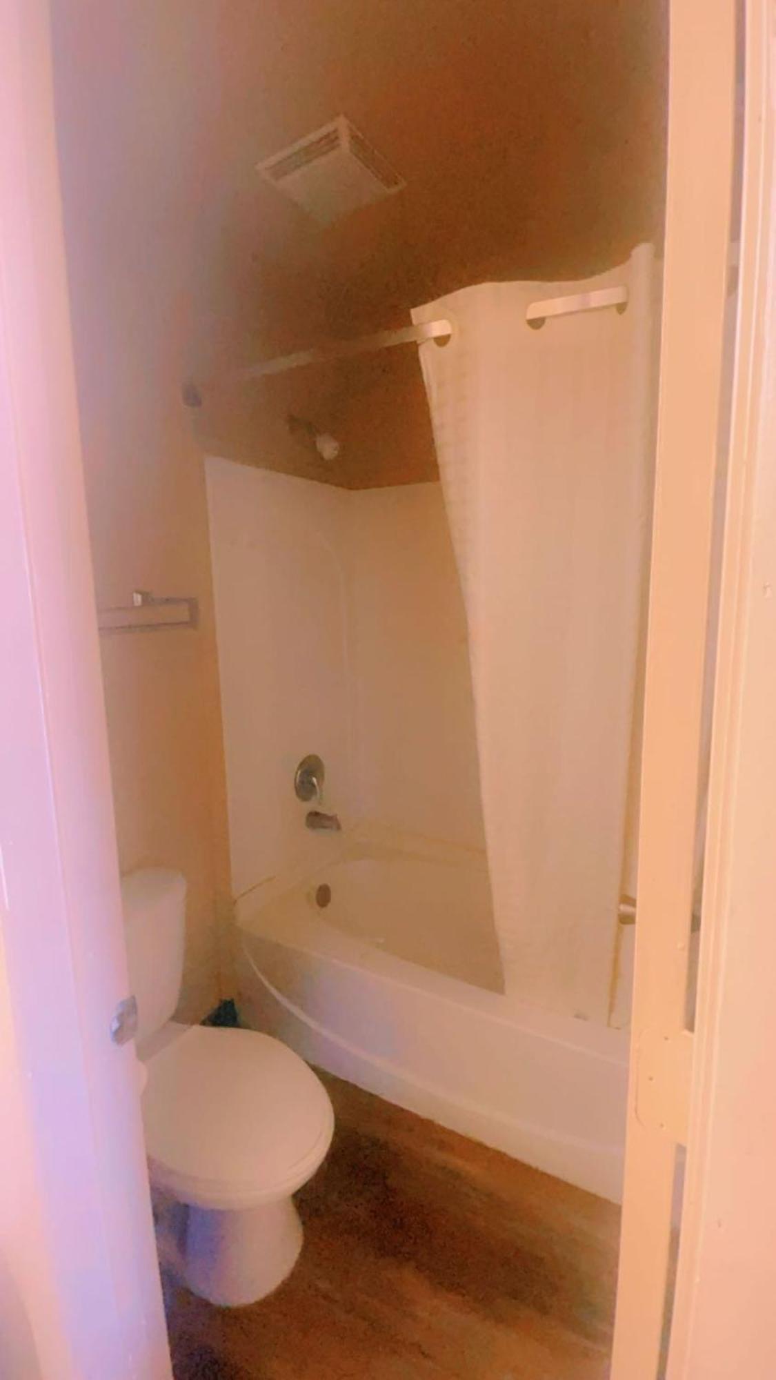 Jax Inn Jacksonville Bagian luar foto