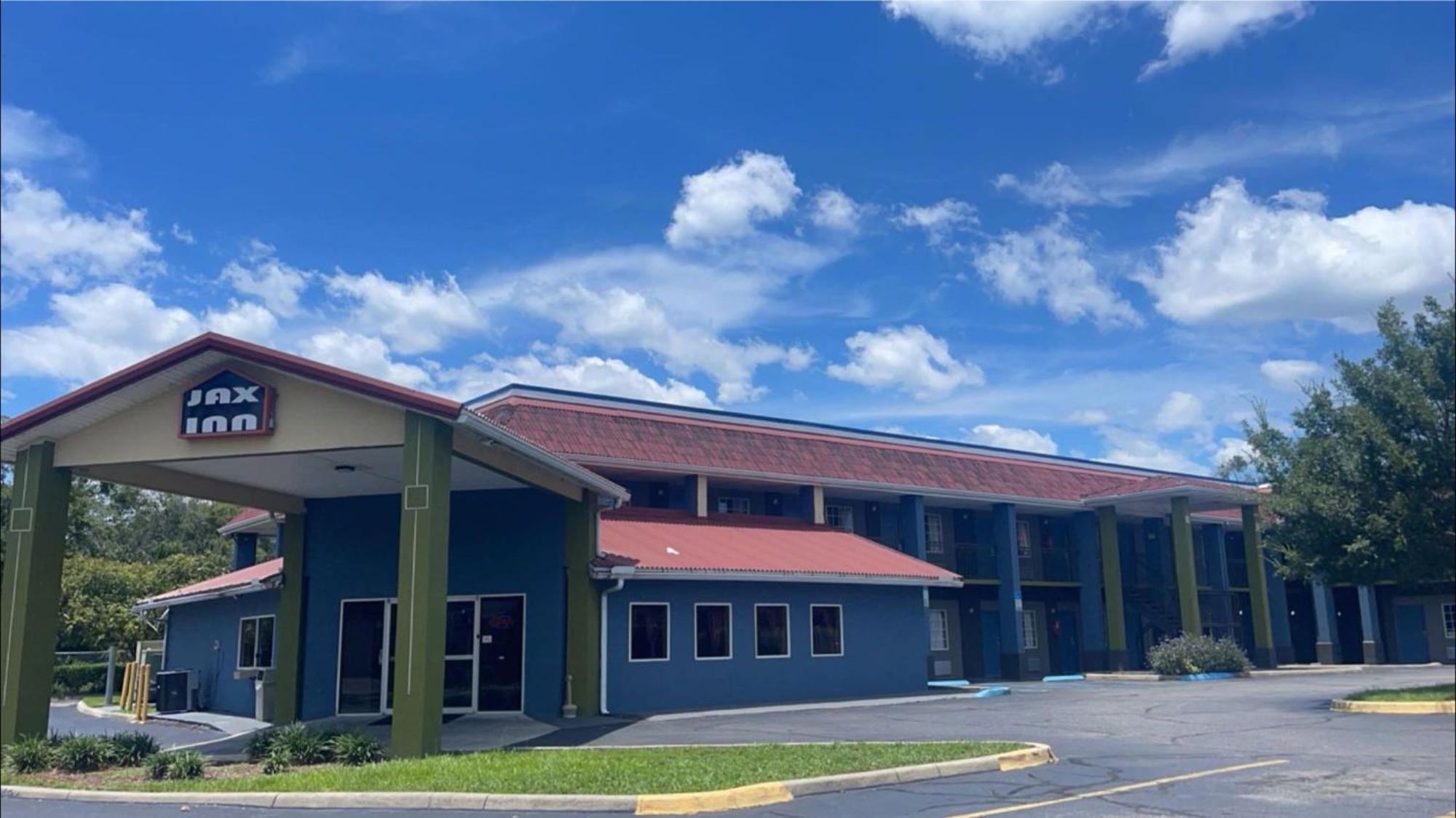 Jax Inn Jacksonville Bagian luar foto