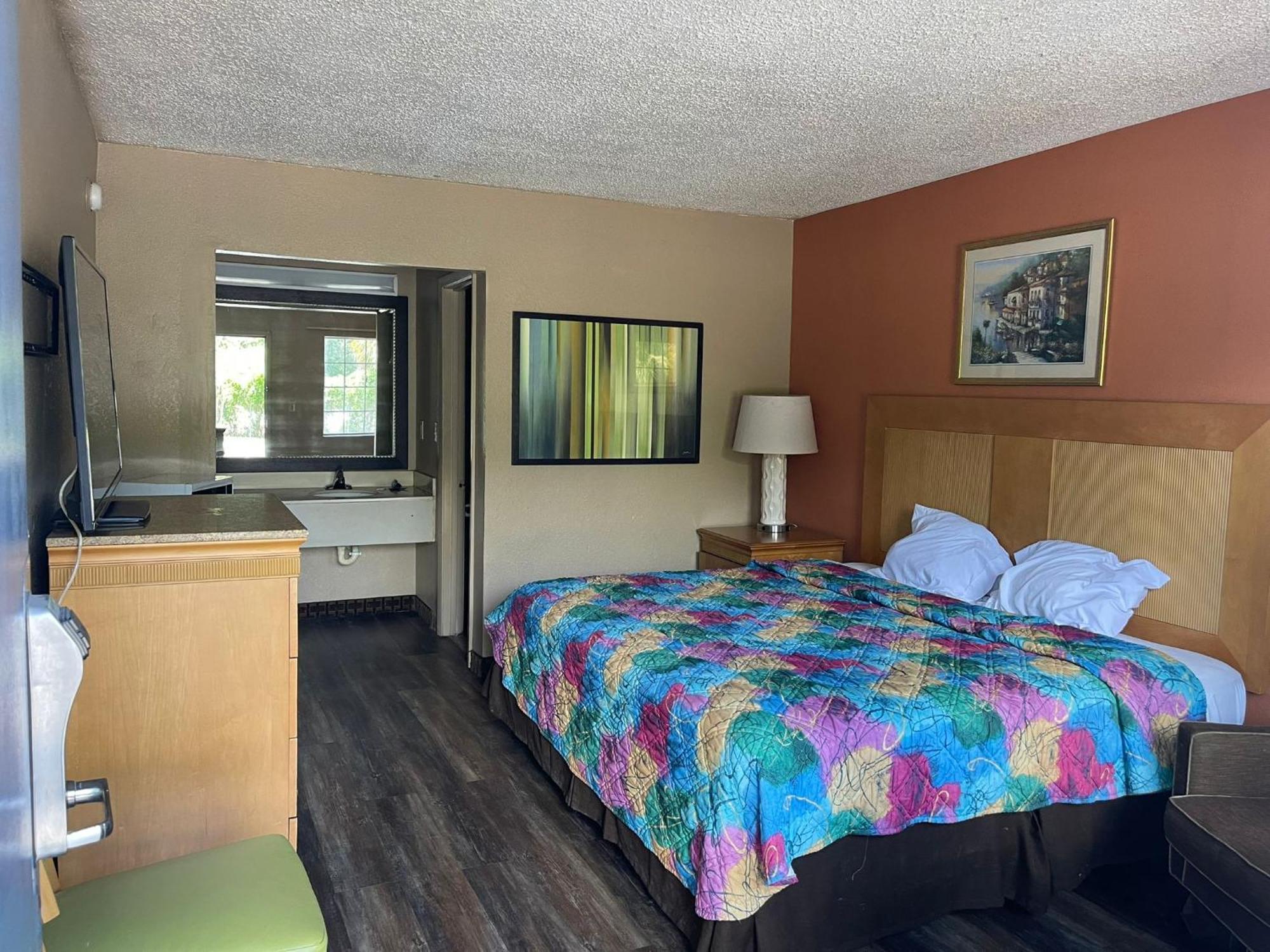 Jax Inn Jacksonville Bagian luar foto